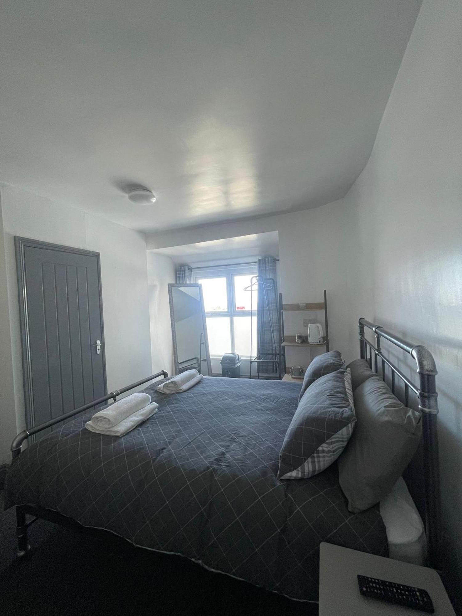 Shore Lodge New Quay Buitenkant foto